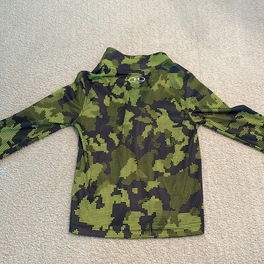 Under Armour Boys Toddler Long Sleeve Pullover 2T